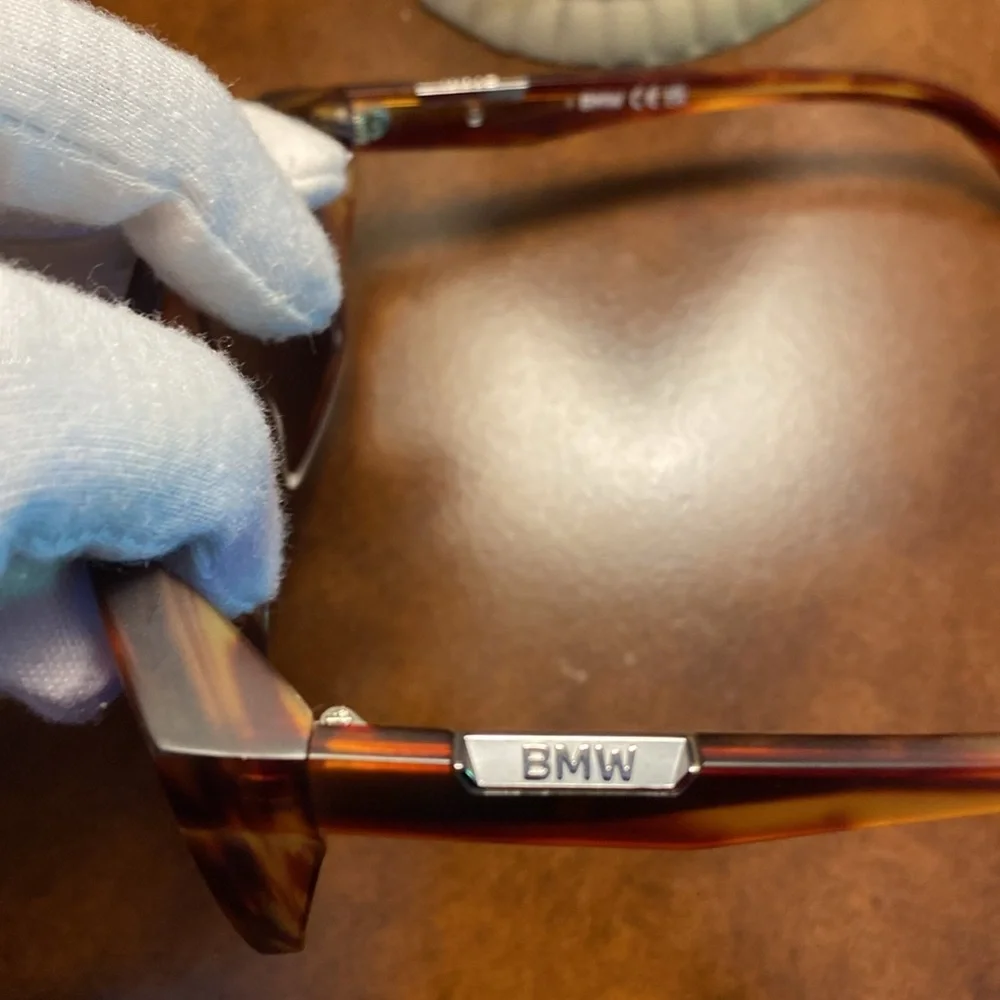 BMW New “tortoise” and bluish lens Sporty Sunglasses